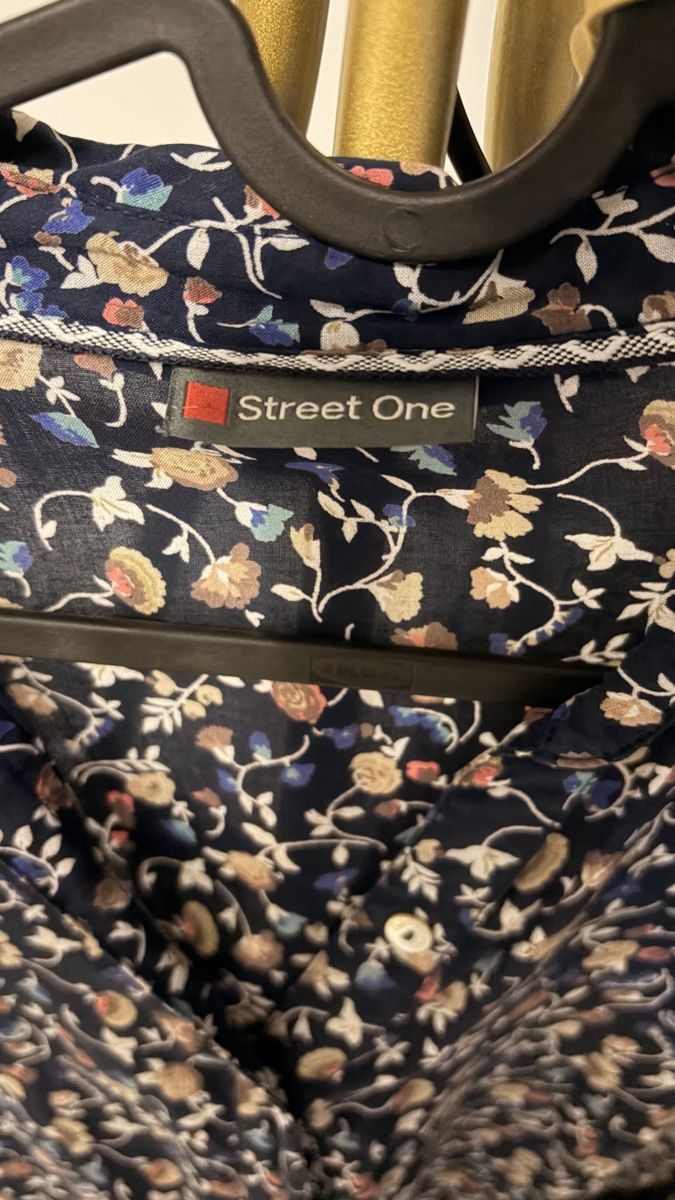 Camicette: Street One Hemdbluse Gr. 38 Blumenmuster – Usato da Fehraltorf venduto da ali_8wp6 2