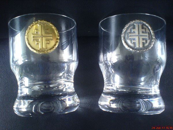 Bicchieri: 2 massive,schöne Whisky Gläser – Usato da Oftringen venduto da andrax