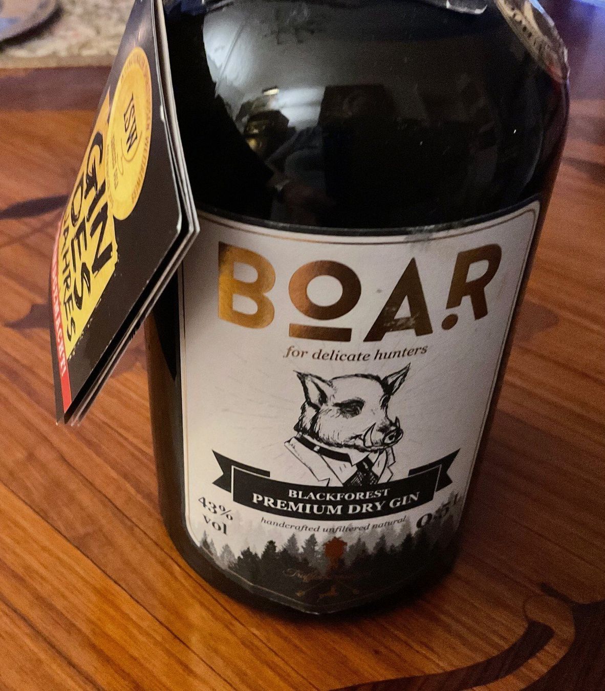 Bevande alcoliche: Boar Premium Dry Gin Truffle harmonized – Nuovo e nell'imballaggio originale da Moosseedorf venduto da MarcPSahli