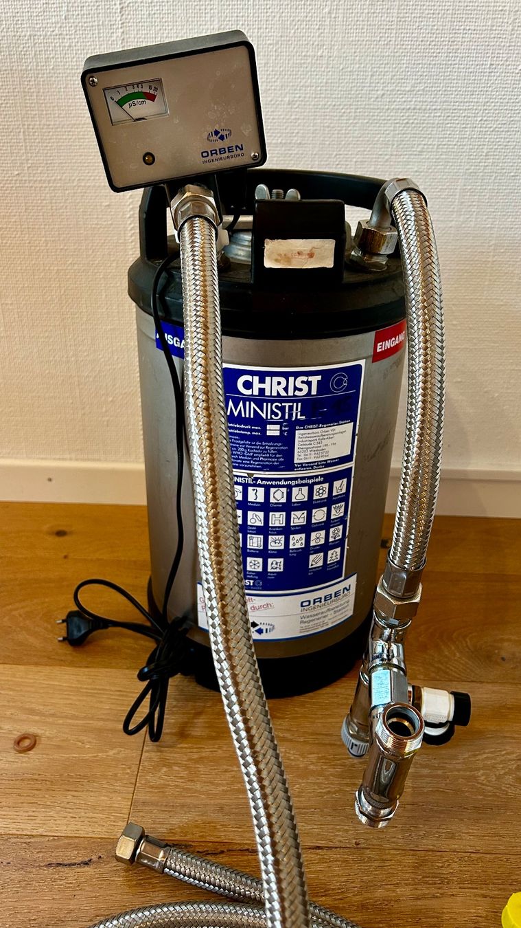 Sanitär: Entkalkungsanlage mit Messgerät – Gebraucht aus Bronschhofen von Suriablau 3