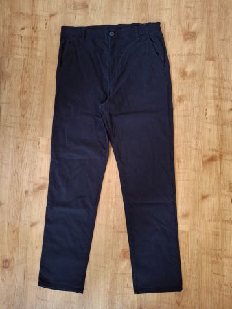 Schwarze Hose Grösse 164