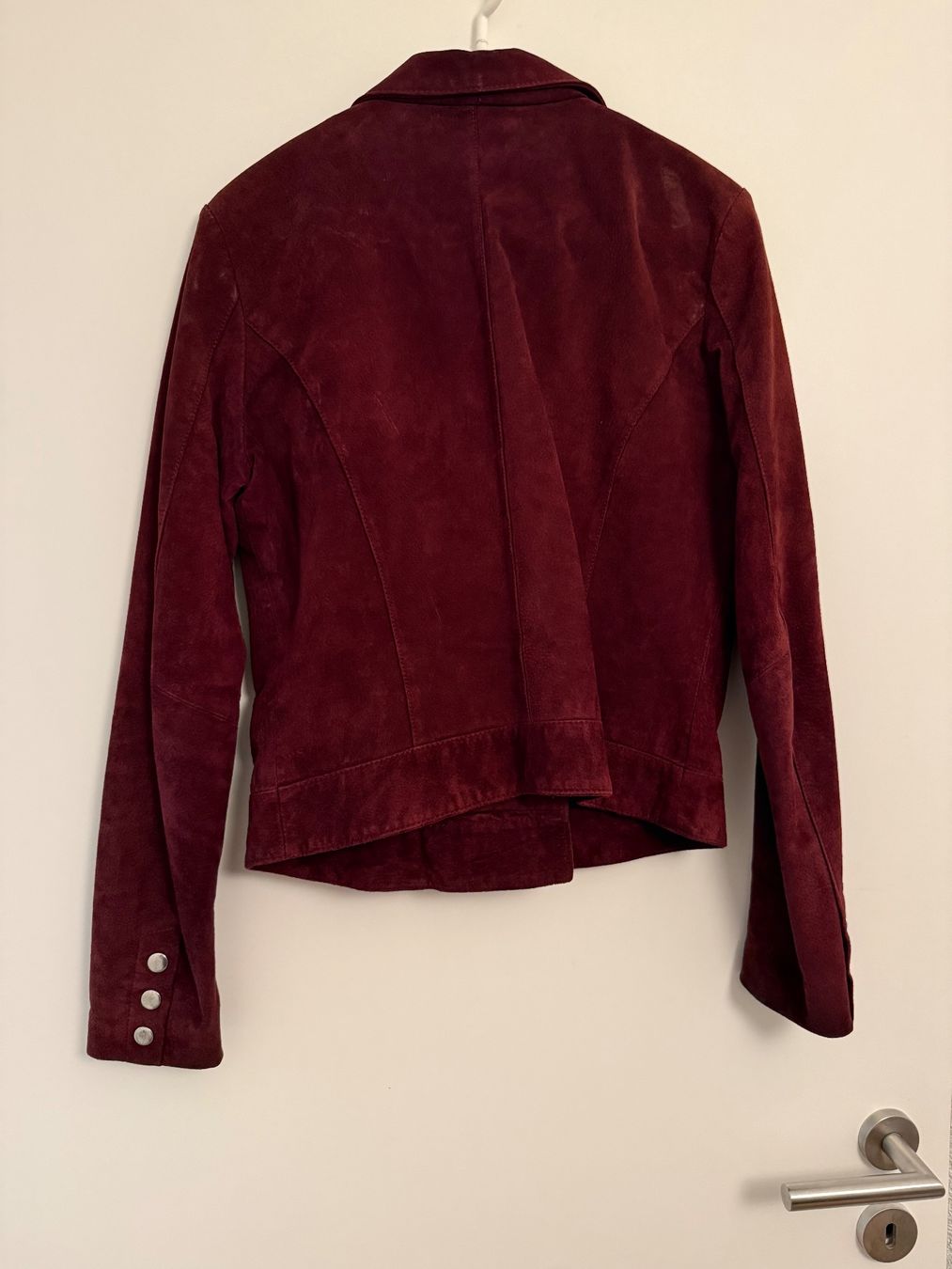 Vero Moda Vestes: Vero Moda Lederjacke in Bordeauxrot – D'occasion à Ostermundigen par DeOs3072 2