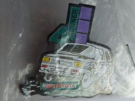 Toyota  Pin