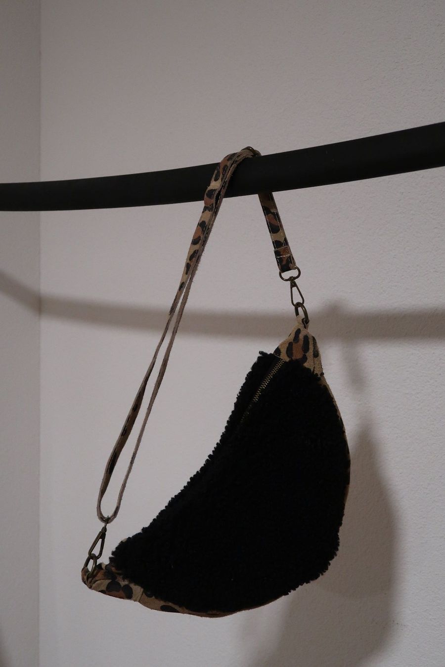Borse da donna: Leopard Tasche Damen – stylisch – Nuovo (secondo la descrizione) da Vogelsang AG venduto da ilk_7bqb