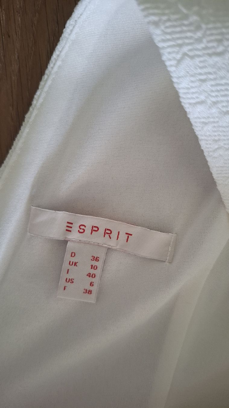 Esprit Robes: Kleid Esprit 36 – D'occasion à Alpthal par Ing3_rid 4