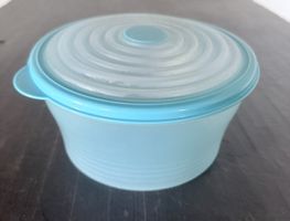 Tupperware Behälter 