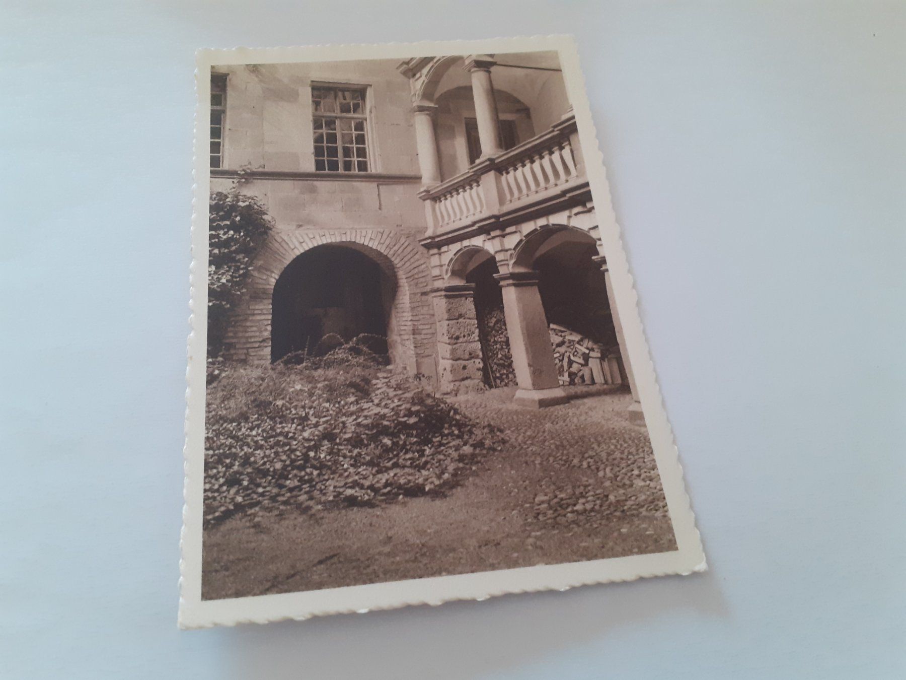 Ansichtskarten: MUSEE du VIEUX MORGES - ALEXIS FOREL - la COUR – Gebraucht aus Winterthur von Ornyx7