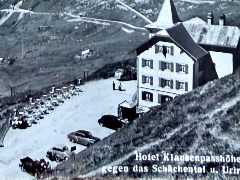 Cartoline postali: Klauser - Passhöhe  -Oldtimer 1950 – Usato da Lutry venduto da Ediego 1