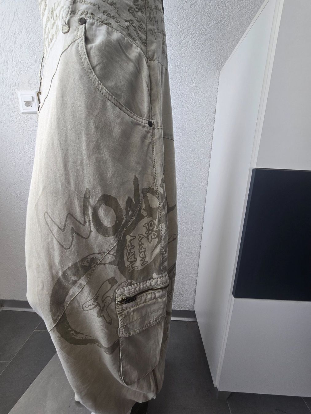 Desigual Pantalons: DESIGUAL Sarouel T-38 – D'occasion à Les Verrières par kitel79 1