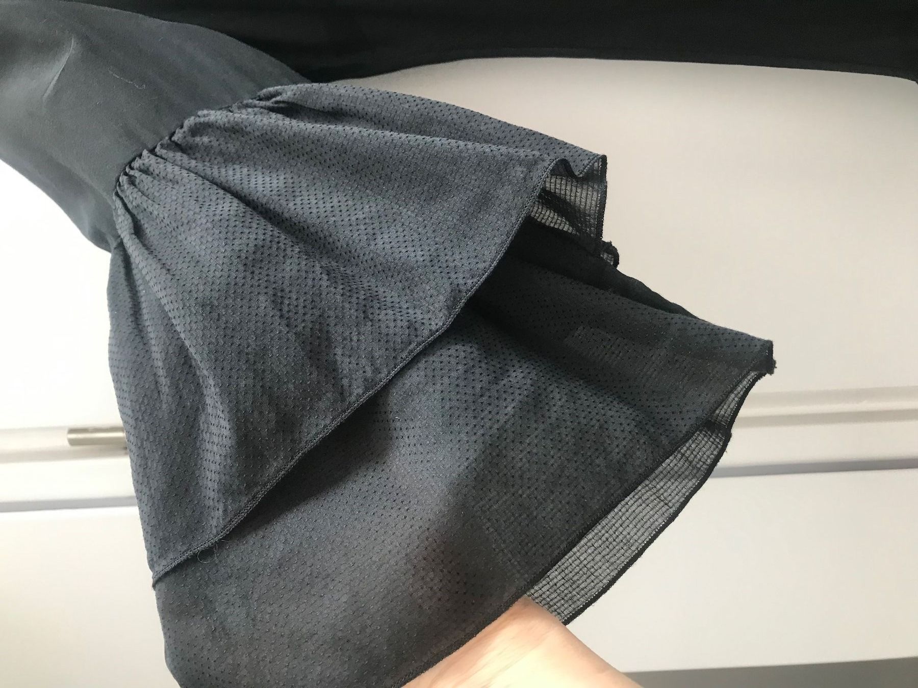 Vestiti: Kleid Dondup, schwarz, Gr. IT 40 – Usato da Kilchberg venduto da boudoir076 3