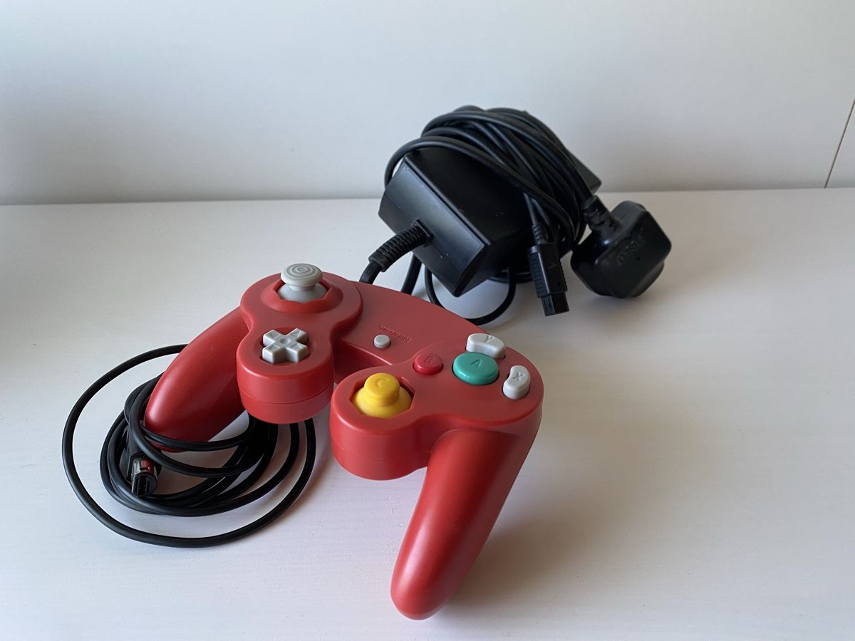 Nintendo Console: Gamecube mit Games und Kontroller - UK – Usato da gontenschwil venduto da JanKab311 6