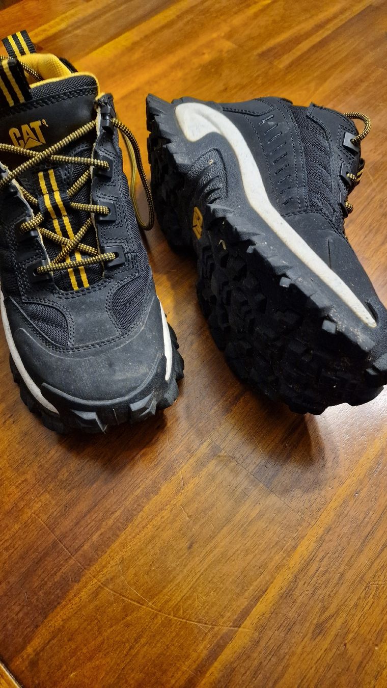 Caterpillar Scarpe da uomo: CAT Intruder Grösse 43 (45) – Usato da Urtenen-Schönbühl venduto da Saints67 1