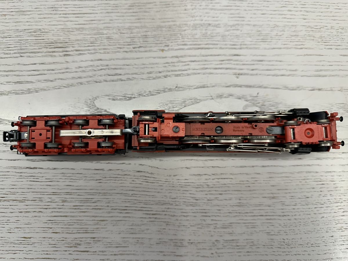 Märklin Modellini di ferrovie: Möärklin 3085 DB BR 003 – Usato da Lupsingen venduto da New-Haven 4