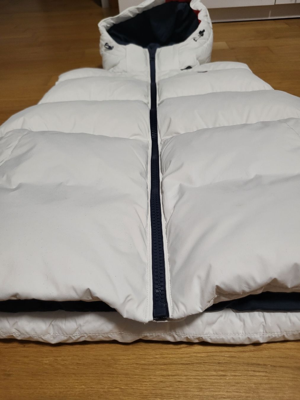 Tommy Hilfiger Gilet & Giacche: Tommy Hilfiger Winterweste – Nuovo (secondo la descrizione) da Obfelden venduto da Kico88 1