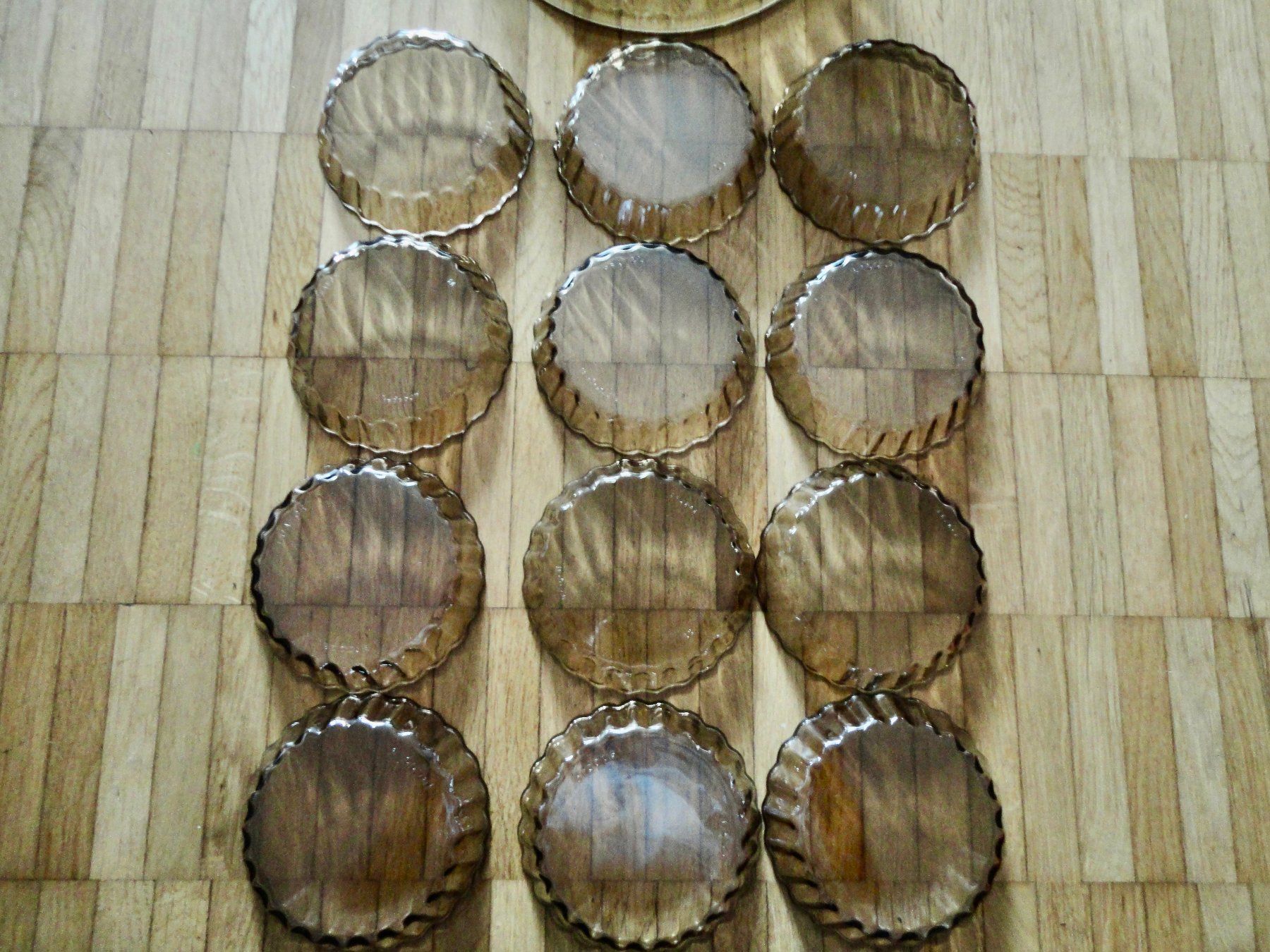 Ciotole: 12x kleine Glas-Schälchen/Förmchen + 1 grosse – Usato da Wädenswil venduto da FILI10 5