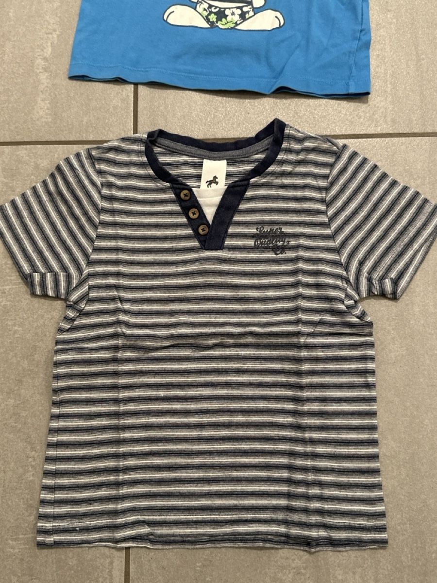 Camicie, T-shirt & Polo: T-Shirt Gr.110 – Usato da Pratteln venduto da Nala78 1