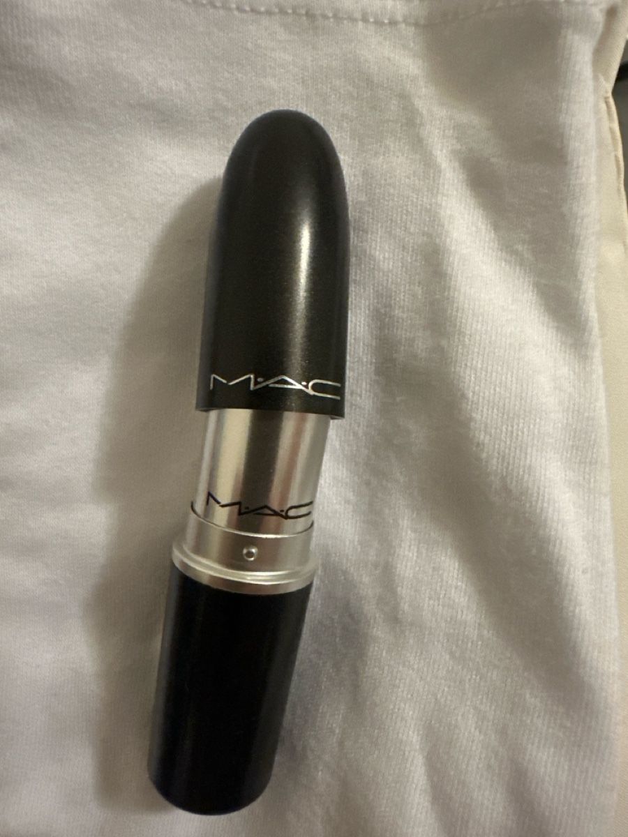 Mac Cosmetics Make-up: MAC Lippenstift, Farbe Cyber. Top Zustand! – Gebraucht aus Effretikon von ikap96 2