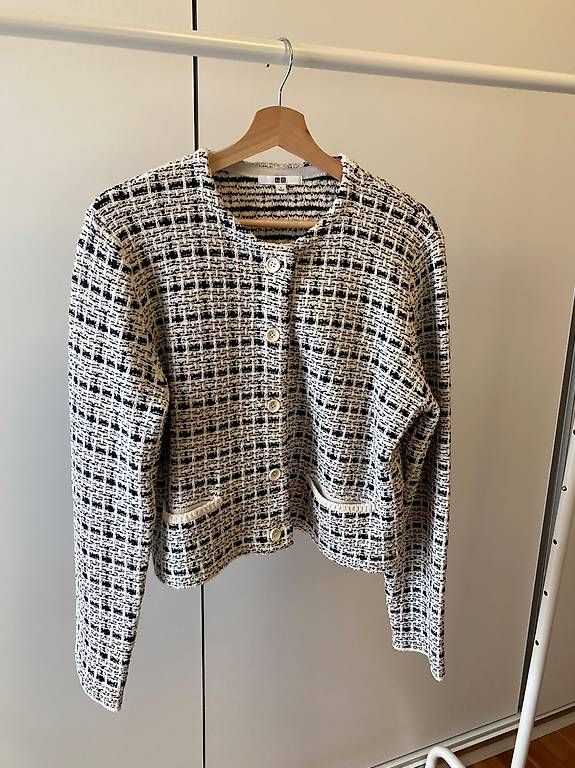 Uniqlo Giacche: elegante Uniqlo Jacke, Grösse L – Usato da Mörschwil venduto da een_9yyh