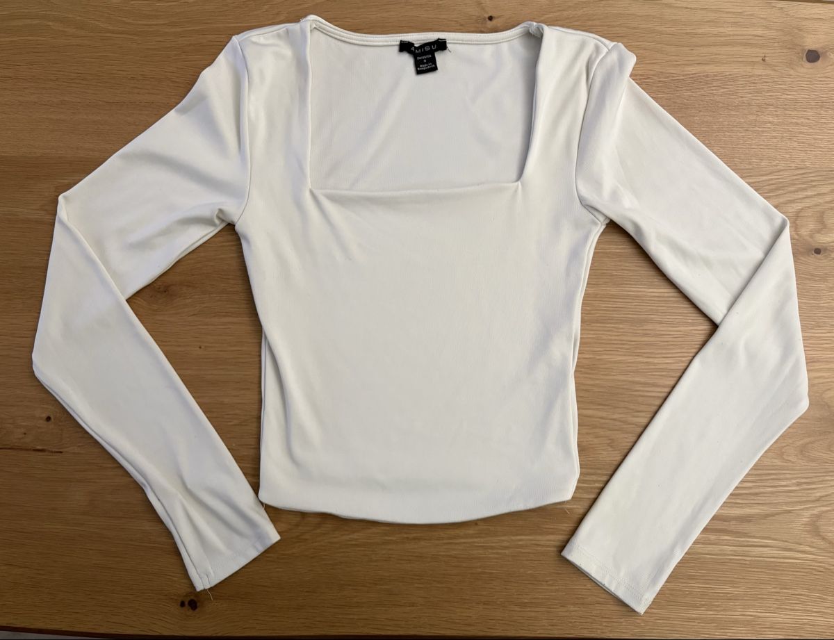 Tops: Pull à manches longues Amisu – D'occasion à Martigny par jcj_j2fb