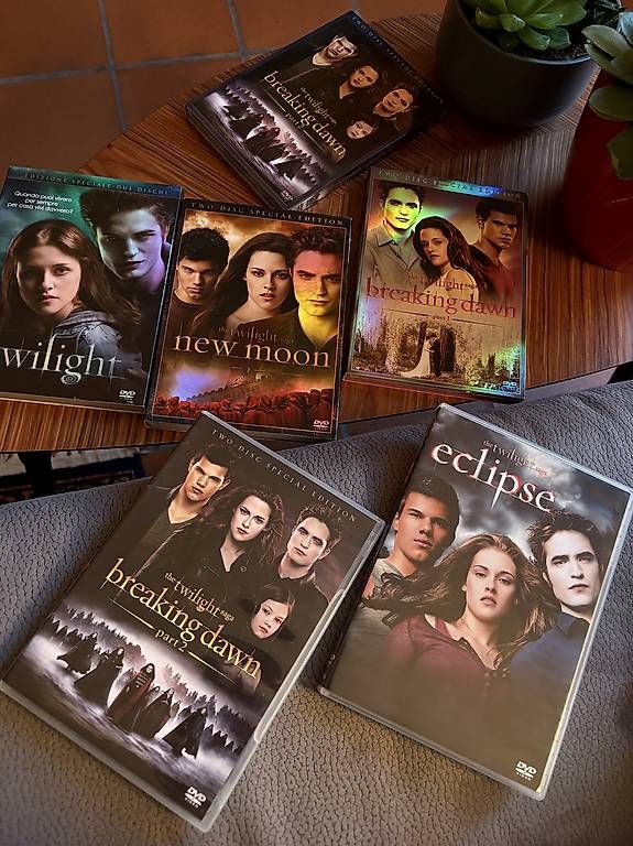 Tutti i DVDs: collezione DVD saga Twilight – Usato da Lamone venduto da Anj232 1