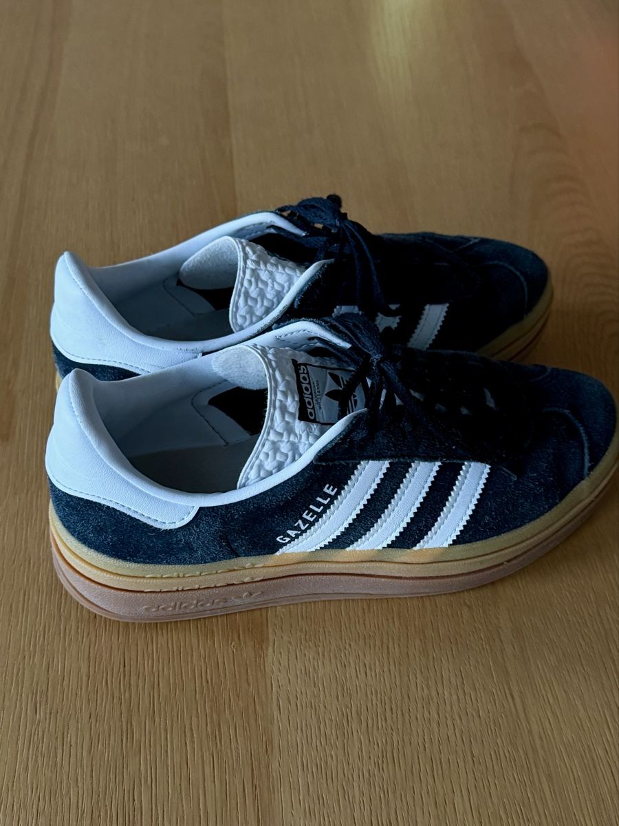 Adidas Damenschuhe: Adidas Gazelle compensées  – Gebraucht aus Biel/Bienne von thethe19 1