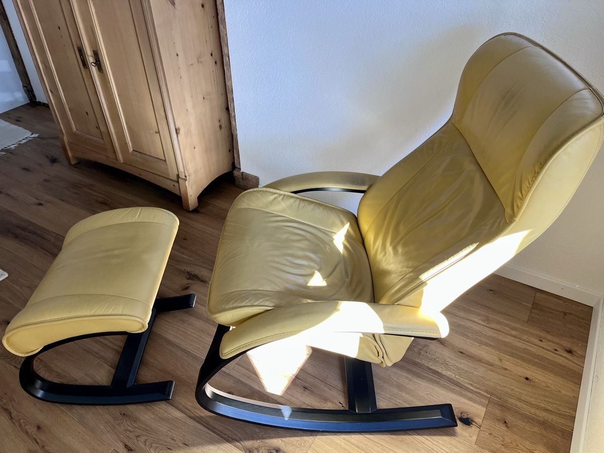 Poltrone: Relax-Schaukelsessel mit Hocker – Usato da Utzenstorf venduto da Milva2 2