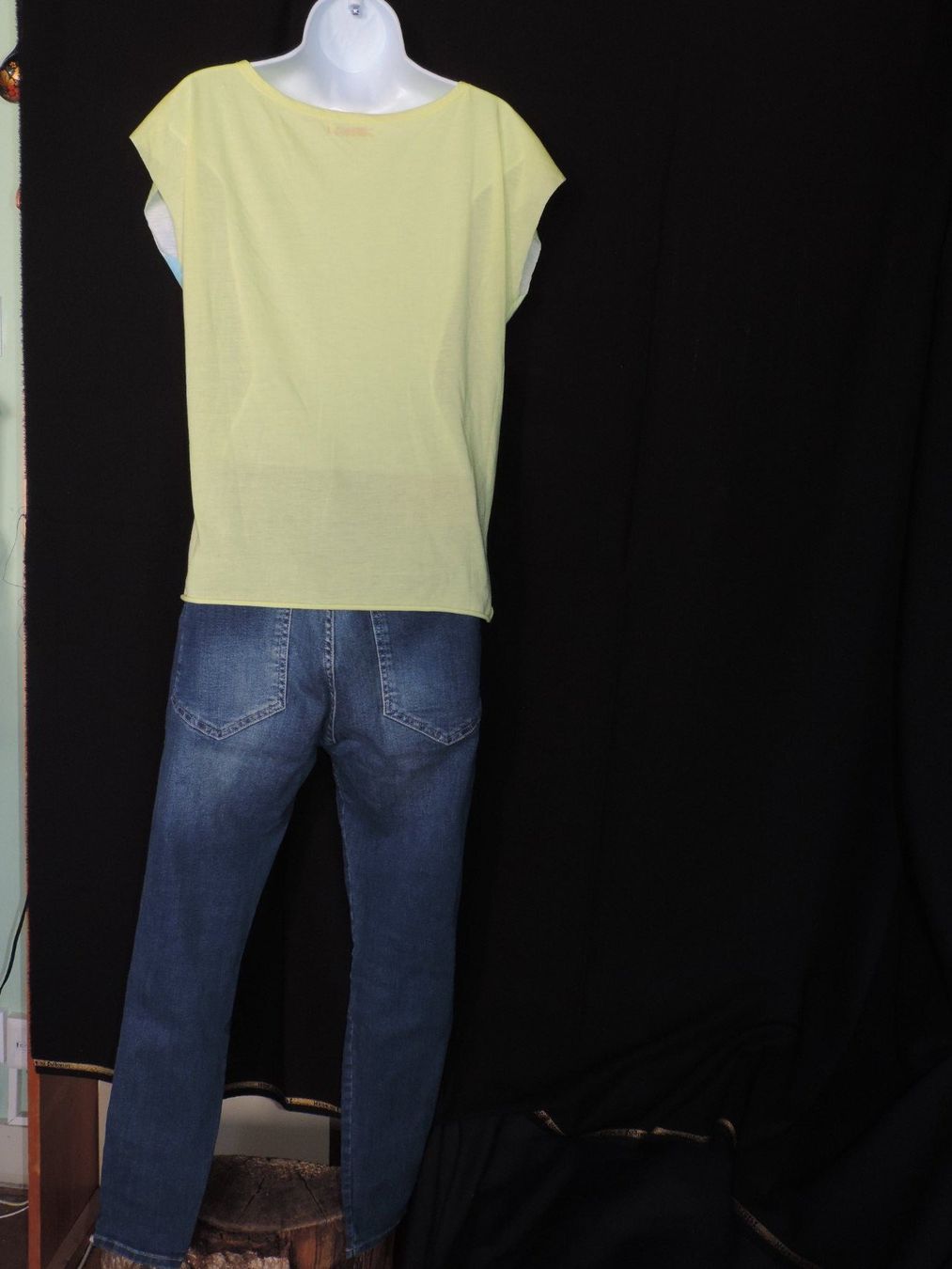Jeans: ensemble jeans et t-shirt summer dream – Usato da Genève venduto da Axelle333 3
