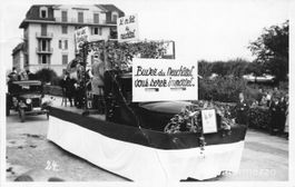 Neuchâtel NE // 1935 Fête du vin Weinfest // Herbst