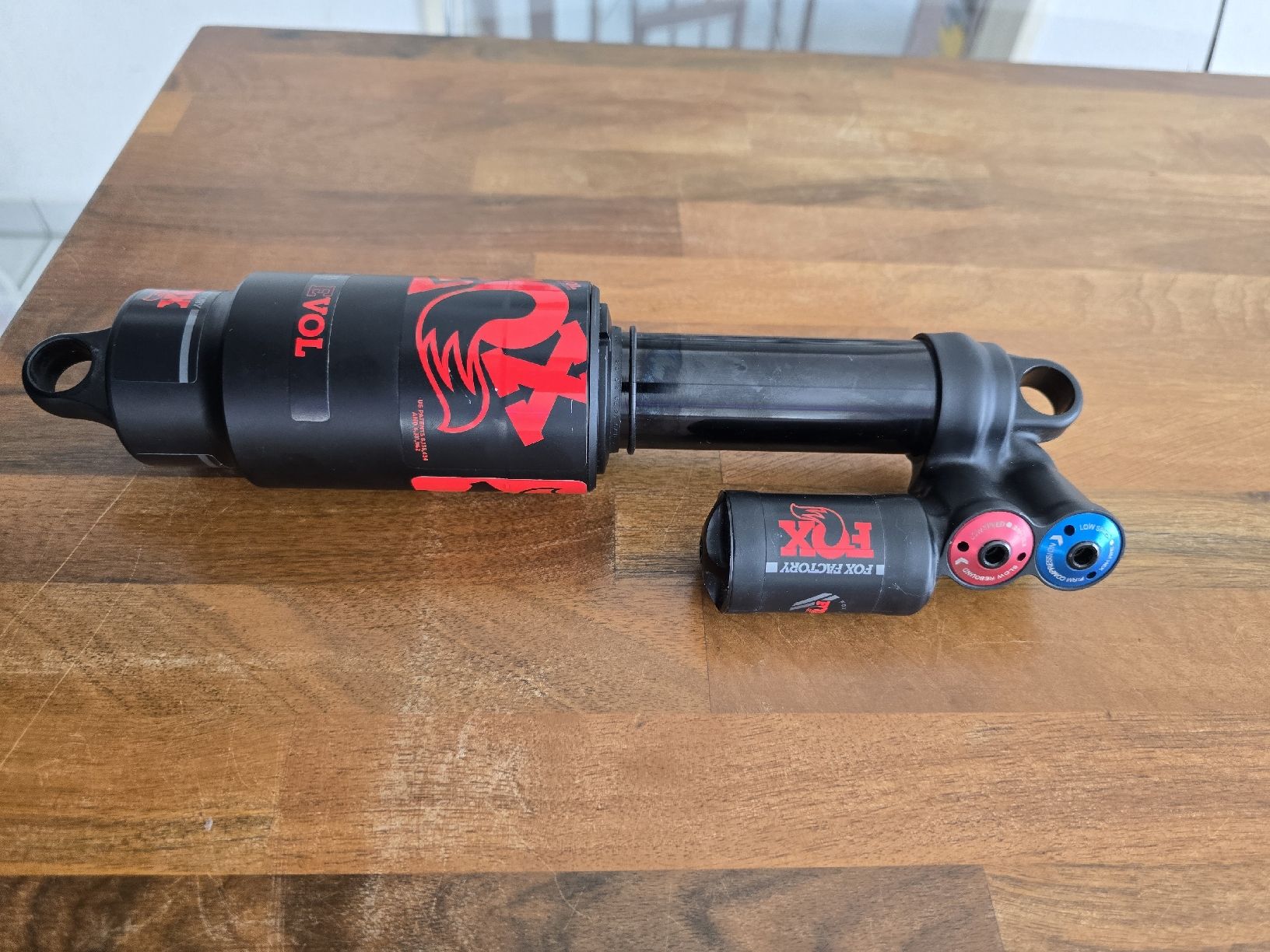 Fox Pièces détachées: Dämpfer Fox  Factory RVS X2 – D'occasion à Opfikon par Natda89 2
