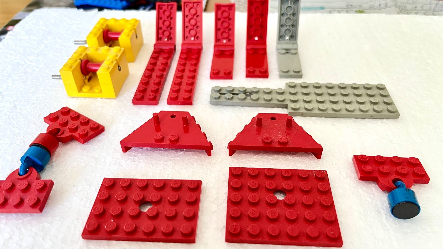 Lego Giocattoli: Lego diverse Teile.. – Usato da Mont sur Rolle venduto da uttin