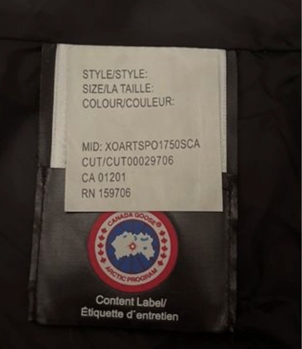 Vestes: Canada Goose  Herren Daunenjacke Gr. L – Neuf avec emballage d'origine à Bellach par  5