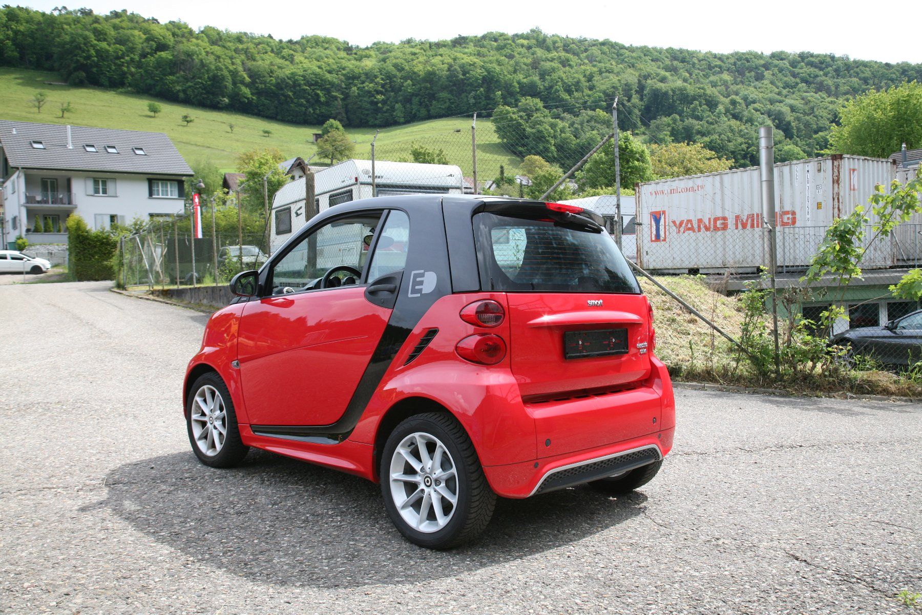 Smart Automobili: Smart Fortwo electric drive - wenig km – Usato da Magden venduto da CERS 2