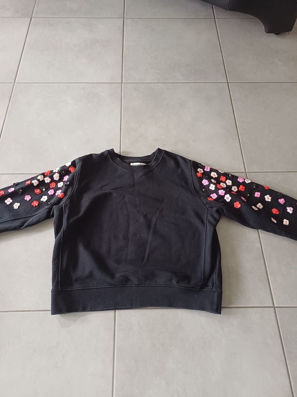 Pulls & Sweat-shirts: Pull fleuri marque Essentiel – Neuf (Voir description) à Collonges par cam_72xf 1