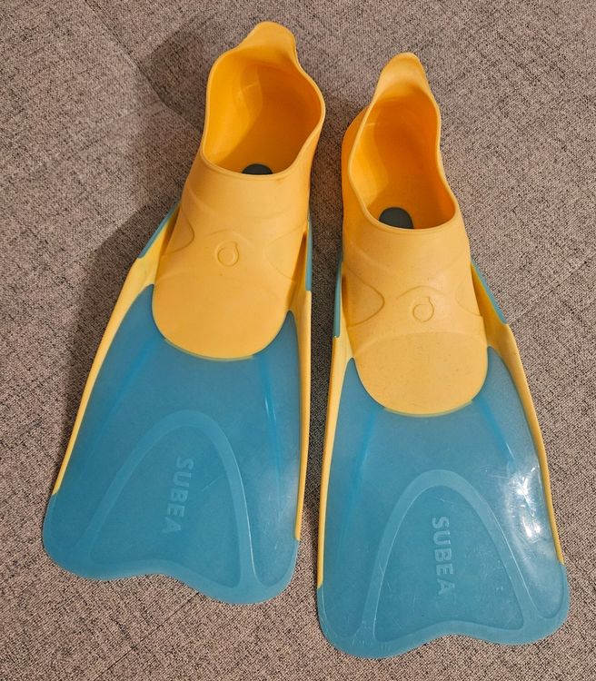 BornToSwim Palmes Silicone Enfant – Courtes, Douces Et Antidérapantes Pour L'Apprentissage De La Natation