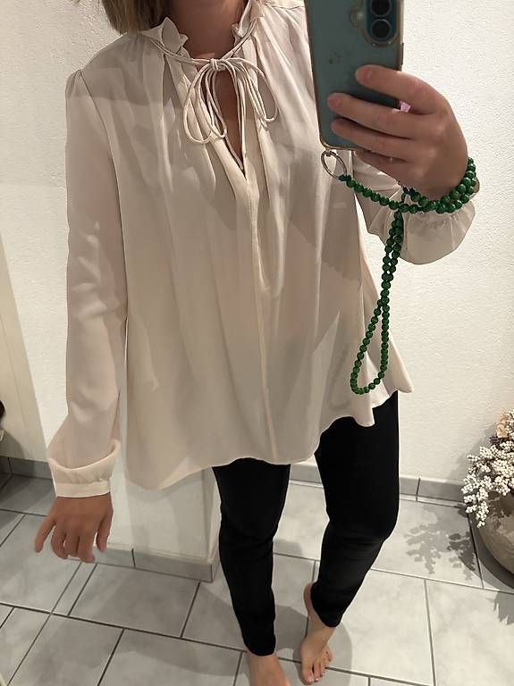 Lotti di vestiti: Kleiderpaket "DESIGNER" Grösse M – Usato da Unterägeri venduto da mar_96hk 1