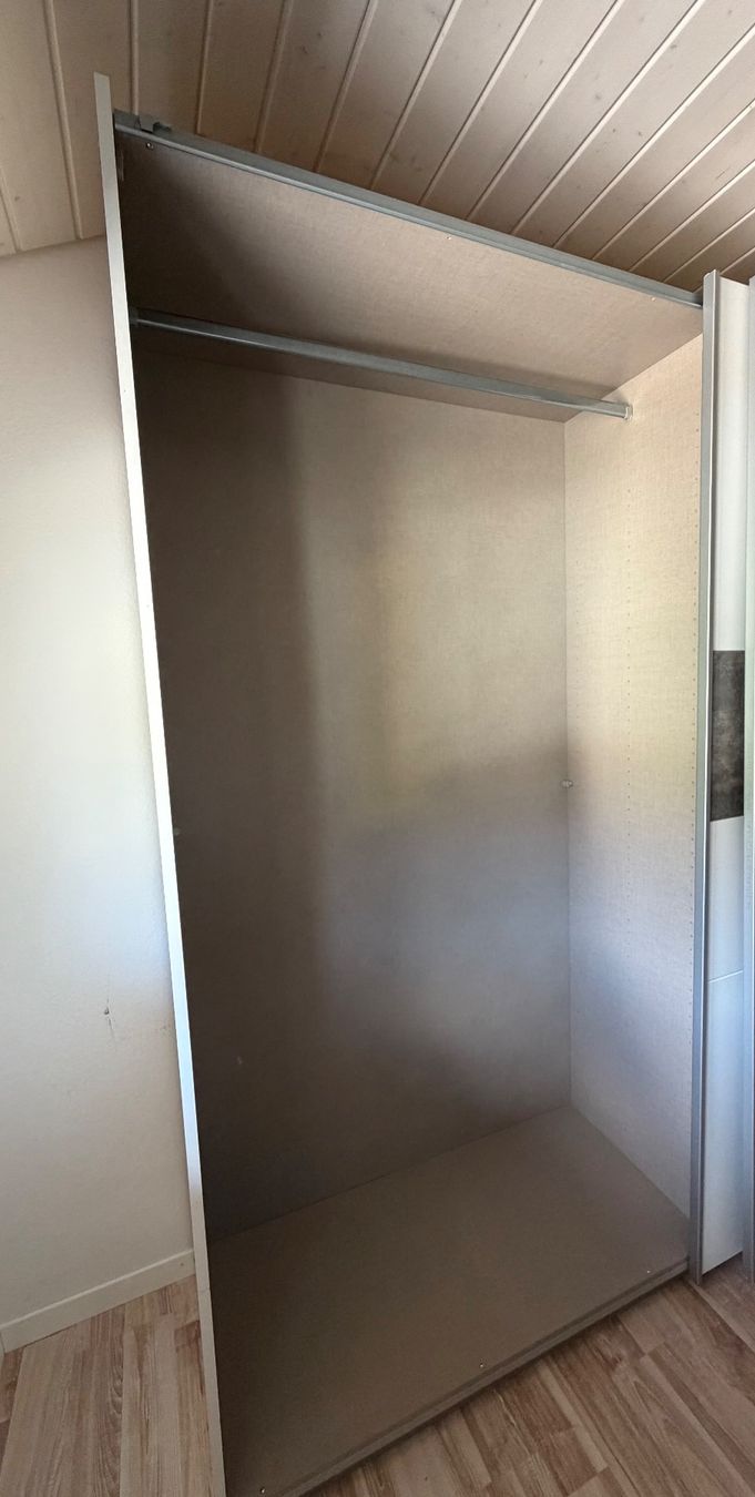 Armadi: Kleiderschrank mit Schiebetüren – Usato da Zullwil venduto da leoncopa 2
