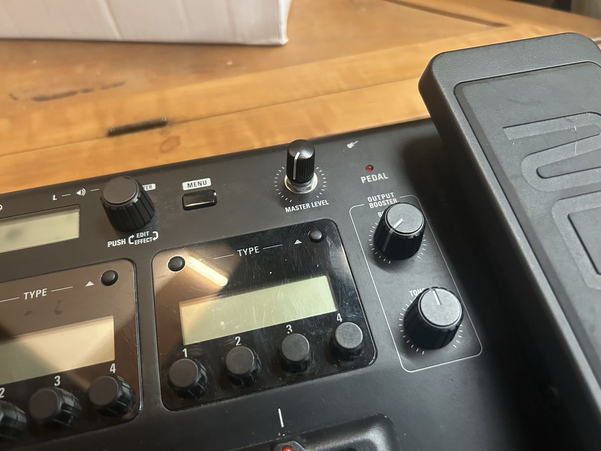 Zoom Strumenti musicali: ZOOM G5n Effektboard – Usato da Bubendorf venduto da Jonaels 1