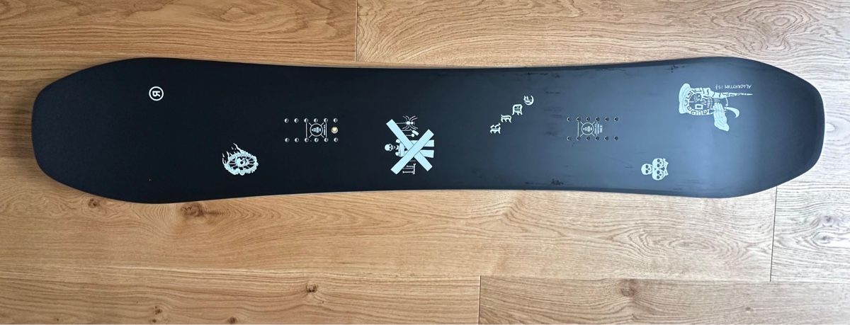 Ride Board: Ride Algorythm 157 – Nuovo (secondo la descrizione) da Altstätten SG venduto da jokusu