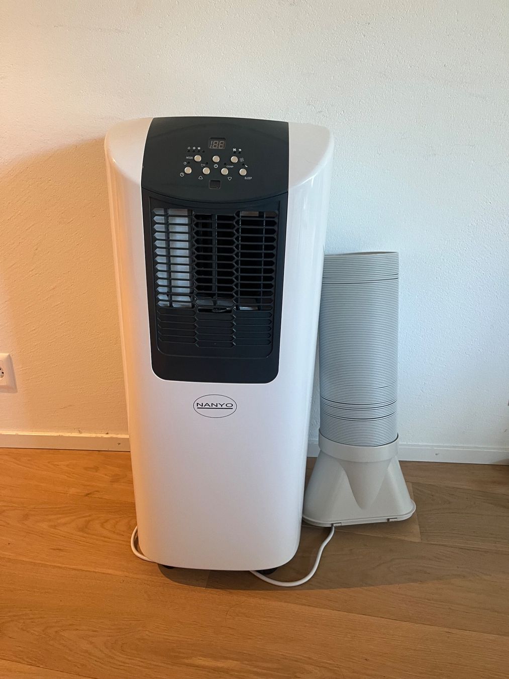 Nanyo Condizionatori: Klimaanlage / air conditioner – Usato da Zürich venduto da wil_9hpz