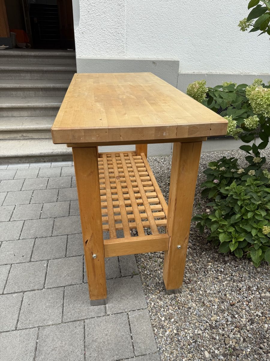 Ikea Cucine complete: Ikea Kücheninsel aus massivem Holz – Usato da Zürich venduto da chr_5yqg 1