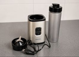 Philipps Smoothie Mixer mit Becher to Go