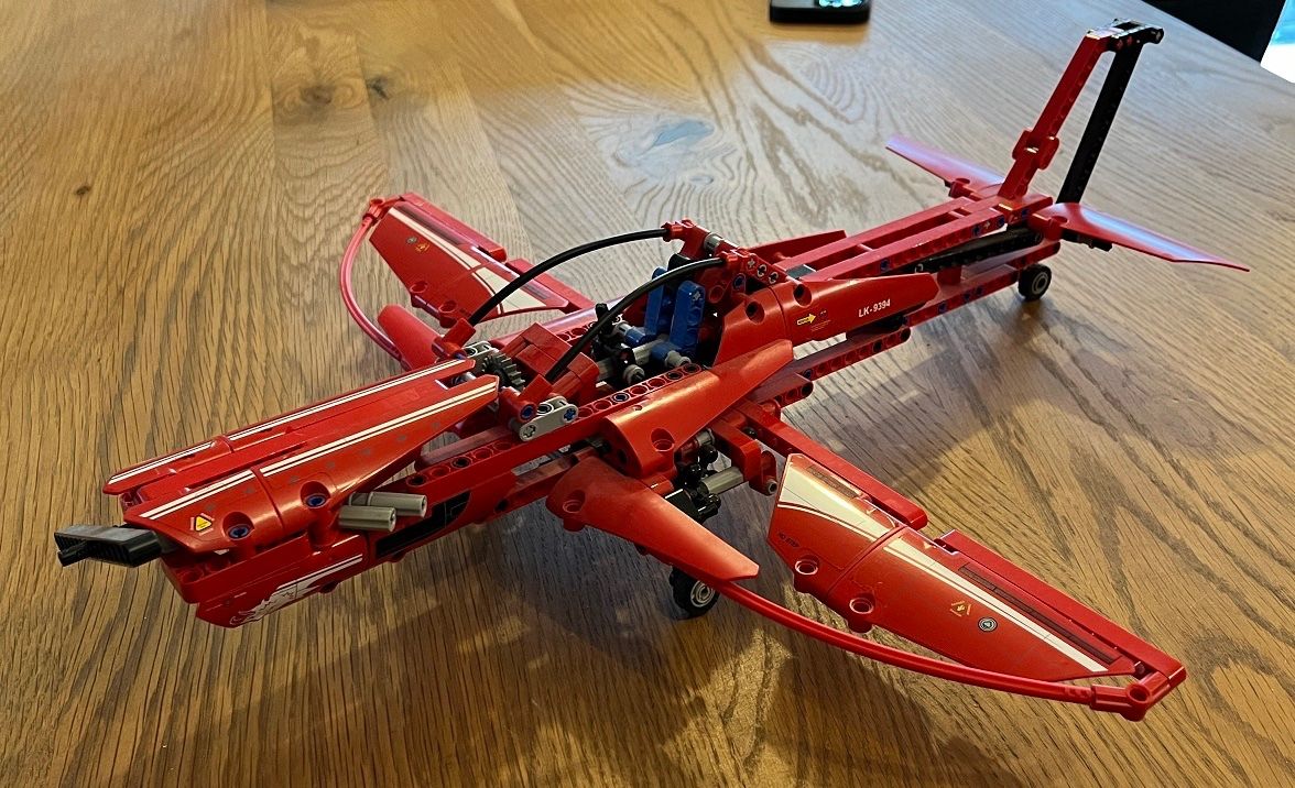 Lego Jeux de construction: Lego 9394 Düsenflugzeug / Propellerflugzeug – D'occasion à Réclère par twicky87 3