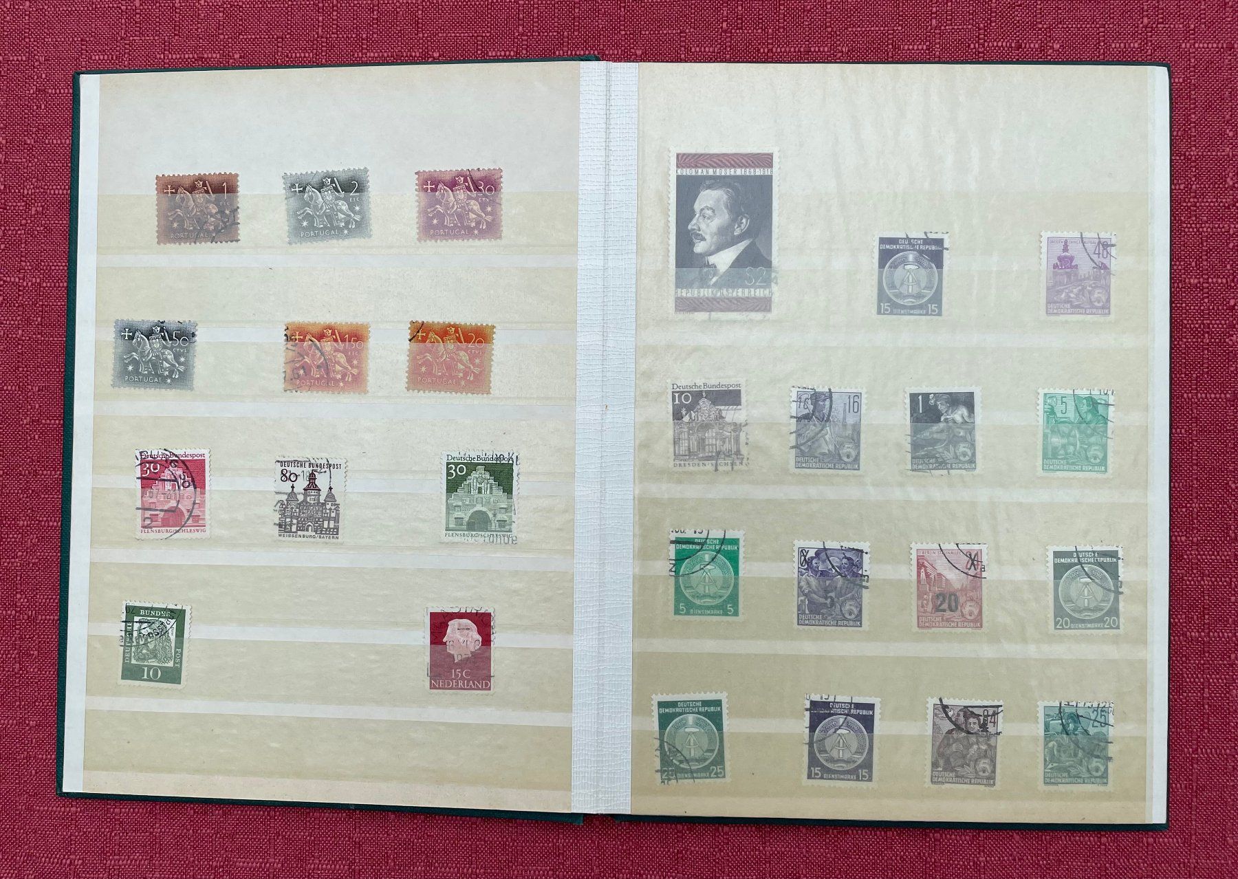 Alben: Briefmarken Album, alte Marken – Gebraucht aus Hettiswil von wer_9kcr 2