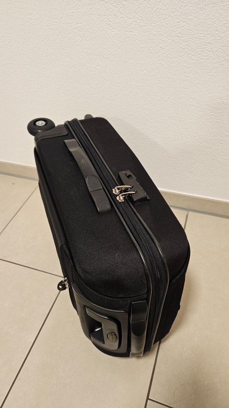 Valises de voyage: Samsonite Rollkoffer Cabin Size – D'occasion à Schaan par car_wrv2 3