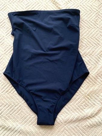 ZARA-BADEANZUG MARINE MIT TIEFEM RÜCKENAUSSCHNITT *NEU*