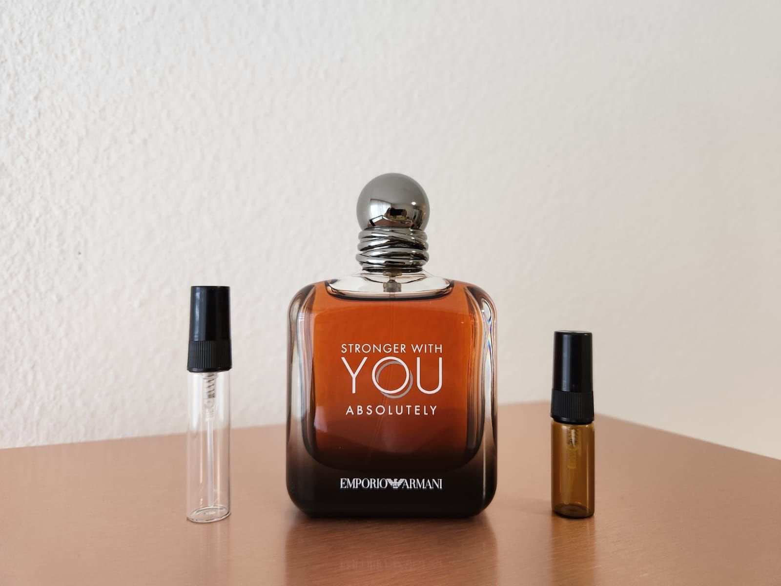 Armani Profumi & Eau de Toilette: Armani Stronger With You Absolutely – Nuovo (secondo la descrizione) da Utzigen venduto da DRAGONY23 1