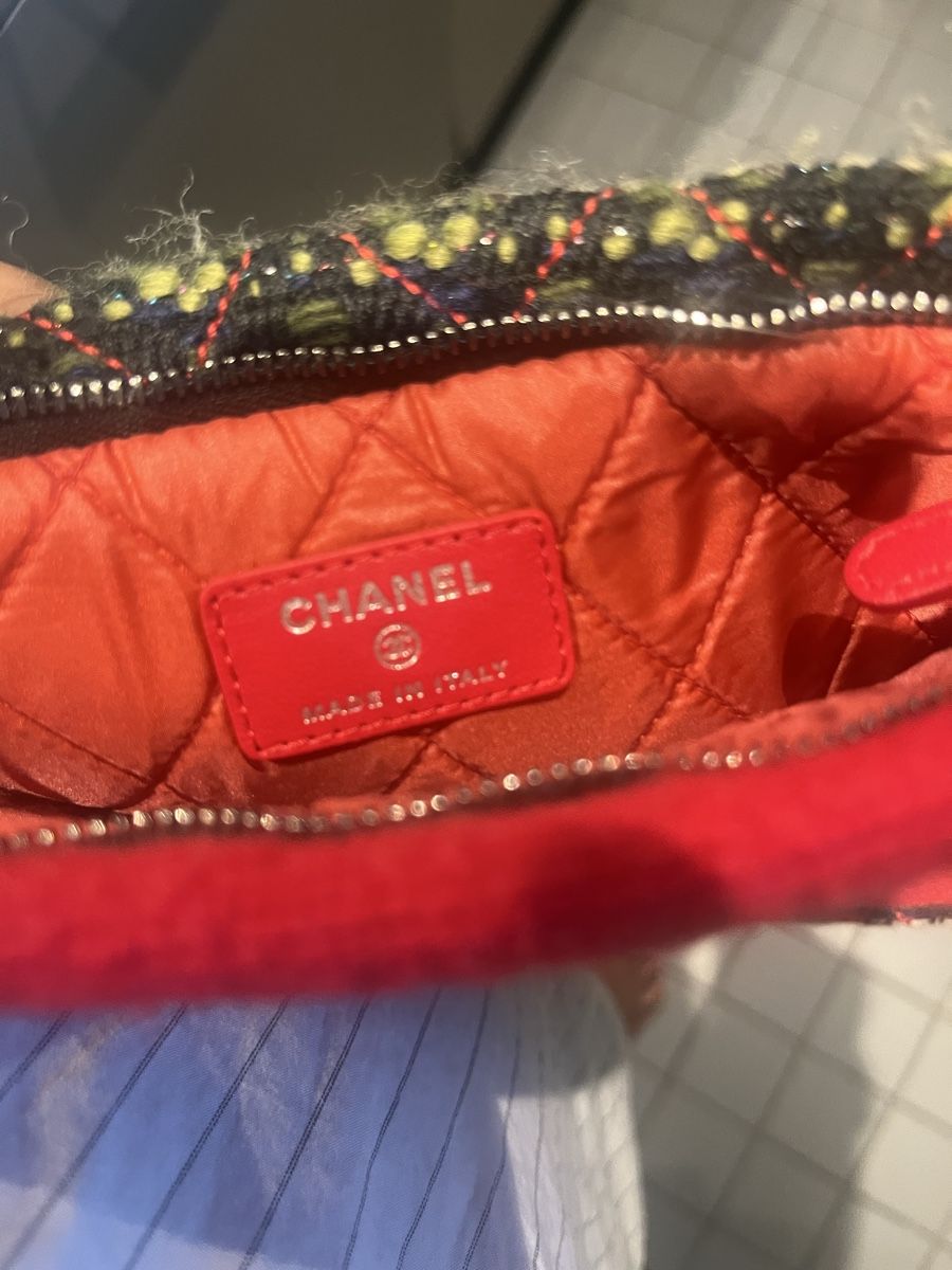 Chanel Sacs femmes: Pochette Chanel en tweed – Neuf (Voir description) à Ebikon par loy_wjg6 4