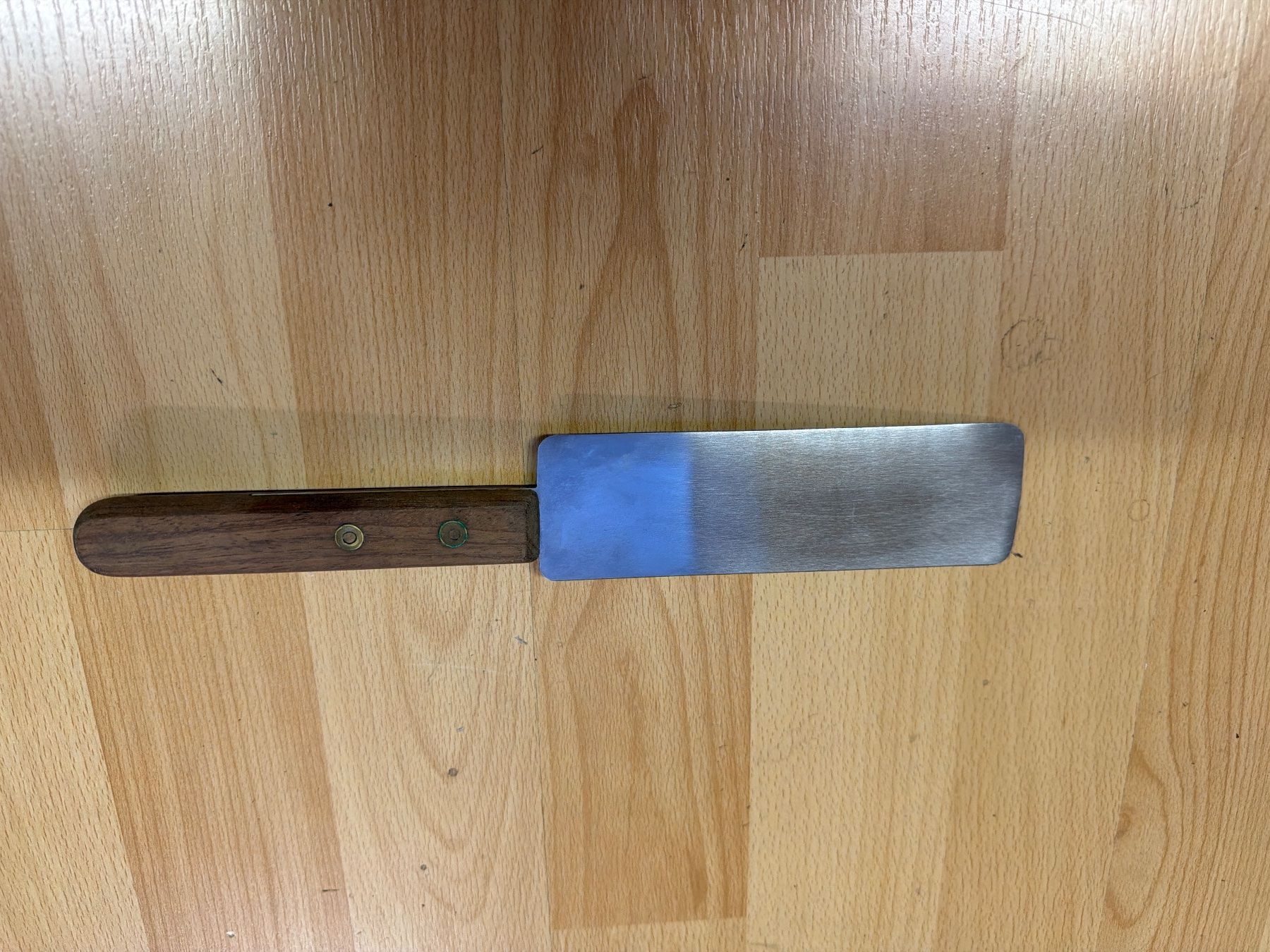 Küchenmesser: Raclettemesser Holzgriff Stahl gute Schärfe – Gebraucht aus Thun von BanjoDan 1