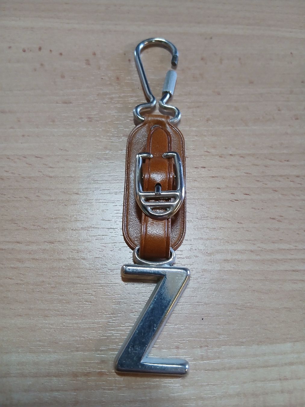 Schlüsselanhänger & - bänder: porte clé  – Neu und originalverpackt aus Vuadens von oiezo