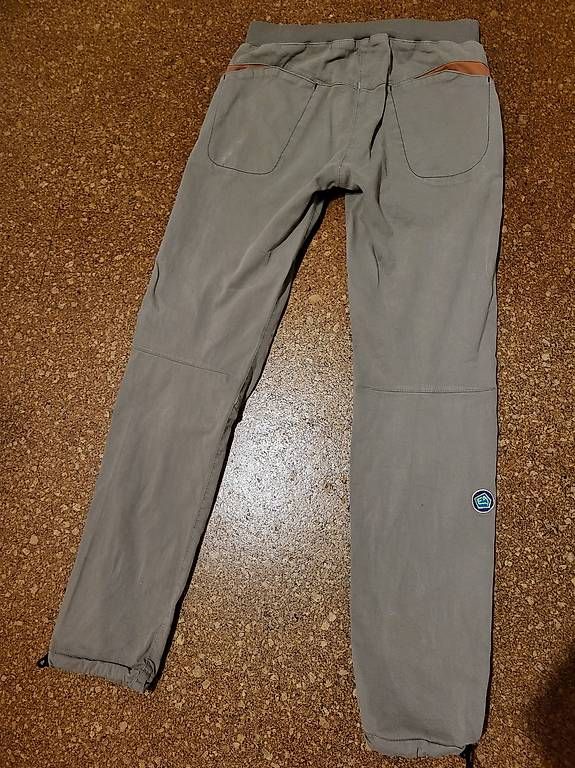 Pantaloni: Hosen E9 Grösse XS – Usato da Thun venduto da t_h_cl6d
